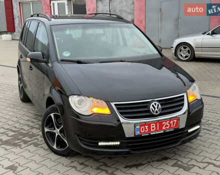 Чорний Фольксваген Туран, об'ємом двигуна 1.6 л та пробігом 201 тис. км за 7350 $, фото 6 на Automoto.ua