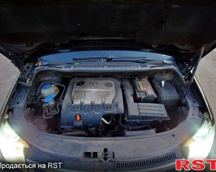 Чорний Фольксваген Туран, об'ємом двигуна 2 л та пробігом 240 тис. км за 7700 $, фото 13 на Automoto.ua