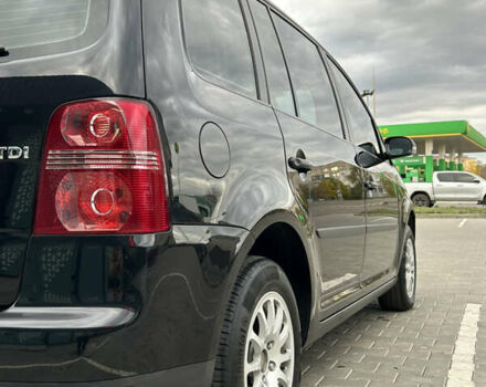 Чорний Фольксваген Туран, об'ємом двигуна 1.9 л та пробігом 124 тис. км за 8700 $, фото 5 на Automoto.ua