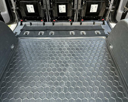 Чорний Фольксваген Туран, об'ємом двигуна 1.97 л та пробігом 270 тис. км за 8300 $, фото 30 на Automoto.ua