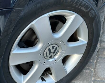 Черный Фольксваген Туран, объемом двигателя 1.4 л и пробегом 214 тыс. км за 6700 $, фото 11 на Automoto.ua