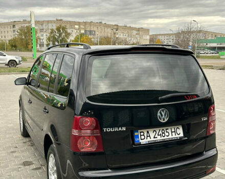 Чорний Фольксваген Туран, об'ємом двигуна 1.9 л та пробігом 124 тис. км за 8700 $, фото 7 на Automoto.ua