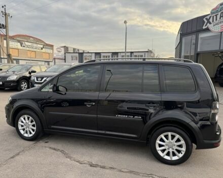 Черный Фольксваген Туран, объемом двигателя 1.9 л и пробегом 278 тыс. км за 7100 $, фото 4 на Automoto.ua