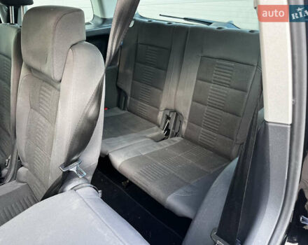 Черный Фольксваген Туран, объемом двигателя 1.39 л и пробегом 250 тыс. км за 6000 $, фото 9 на Automoto.ua