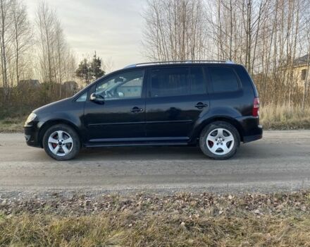 Чорний Фольксваген Туран, об'ємом двигуна 1.9 л та пробігом 367 тис. км за 3400 $, фото 5 на Automoto.ua