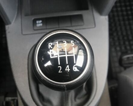 Черный Фольксваген Туран, объемом двигателя 1.4 л и пробегом 260 тыс. км за 6500 $, фото 14 на Automoto.ua