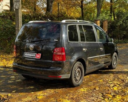 Чорний Фольксваген Туран, об'ємом двигуна 1.4 л та пробігом 242 тис. км за 6390 $, фото 6 на Automoto.ua