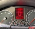 Черный Фольксваген Туран, объемом двигателя 1.6 л и пробегом 220 тыс. км за 5950 $, фото 11 на Automoto.ua