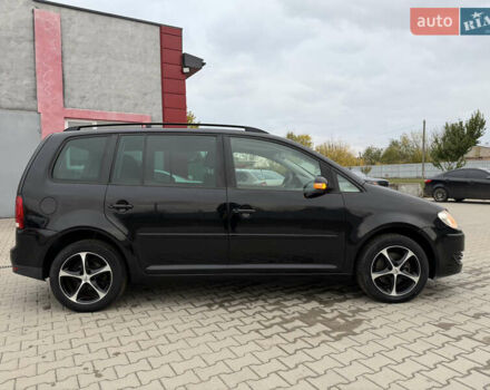 Чорний Фольксваген Туран, об'ємом двигуна 1.6 л та пробігом 201 тис. км за 7350 $, фото 21 на Automoto.ua