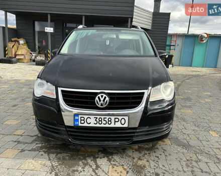 Чорний Фольксваген Туран, об'ємом двигуна 1.9 л та пробігом 285 тис. км за 7200 $, фото 1 на Automoto.ua