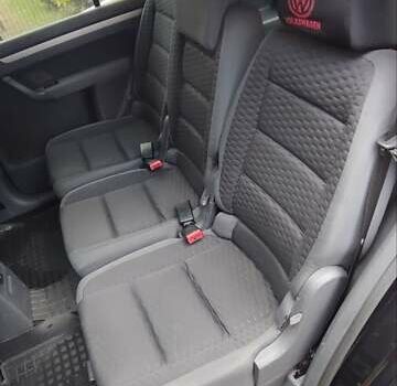 Черный Фольксваген Туран, объемом двигателя 1.97 л и пробегом 318 тыс. км за 6000 $, фото 37 на Automoto.ua