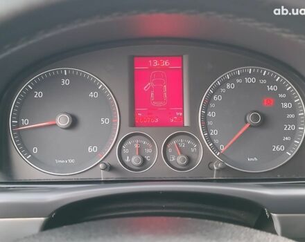 Чорний Фольксваген Туран, об'ємом двигуна 2 л та пробігом 260 тис. км за 9390 $, фото 25 на Automoto.ua