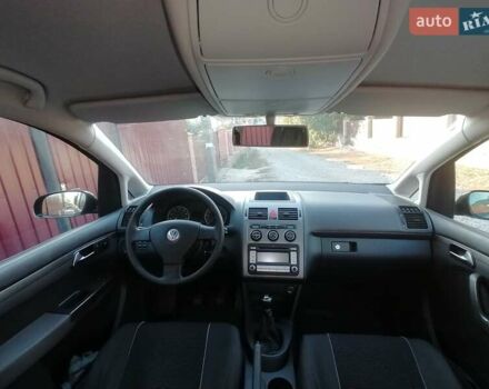 Чорний Фольксваген Туран, об'ємом двигуна 1.6 л та пробігом 250 тис. км за 7700 $, фото 8 на Automoto.ua