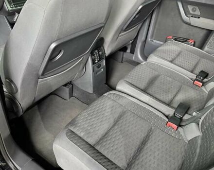 Чорний Фольксваген Туран, об'ємом двигуна 1.97 л та пробігом 313 тис. км за 7500 $, фото 7 на Automoto.ua