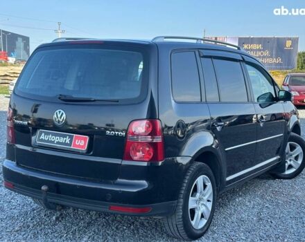 Черный Фольксваген Туран, объемом двигателя 2 л и пробегом 260 тыс. км за 7890 $, фото 6 на Automoto.ua