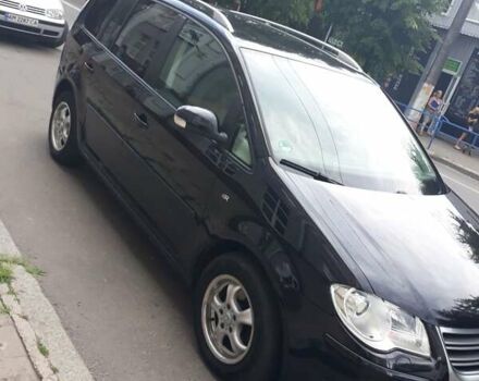 Чорний Фольксваген Туран, об'ємом двигуна 0 л та пробігом 237 тис. км за 7950 $, фото 29 на Automoto.ua
