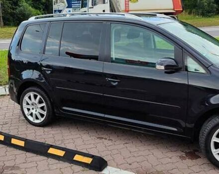 Черный Фольксваген Туран, объемом двигателя 1.97 л и пробегом 318 тыс. км за 6000 $, фото 34 на Automoto.ua