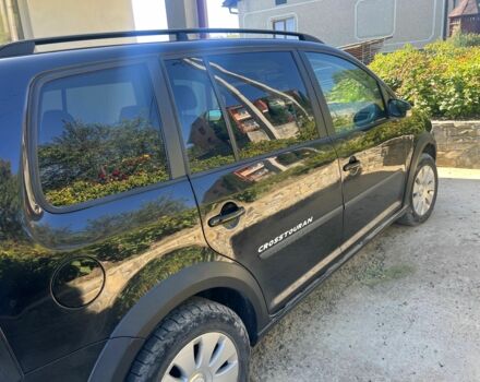 Черный Фольксваген Туран, объемом двигателя 1.4 л и пробегом 215 тыс. км за 6000 $, фото 2 на Automoto.ua