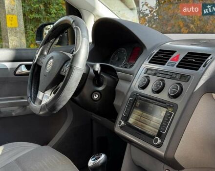 Фольксваген Туран 2007 в Киеве на Automoto.ua Черный Фольксваген Туран, объемом двигателя 1.4 л и пробегом 242 тыс. км за 6390 $, фото 23 на Automoto.ua