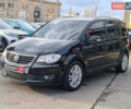 Черный Фольксваген Туран, объемом двигателя 2 л и пробегом 260 тыс. км за 9390 $, фото 2 на Automoto.ua