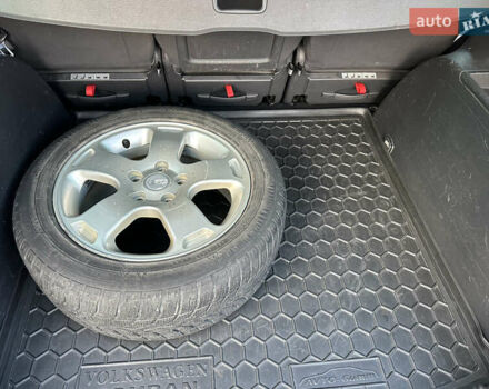 Чорний Фольксваген Туран, об'ємом двигуна 1.97 л та пробігом 270 тис. км за 8300 $, фото 34 на Automoto.ua