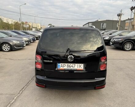 Черный Фольксваген Туран, объемом двигателя 1.9 л и пробегом 278 тыс. км за 7100 $, фото 5 на Automoto.ua