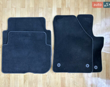 Чорний Фольксваген Туран, об'ємом двигуна 1.97 л та пробігом 270 тис. км за 8300 $, фото 40 на Automoto.ua