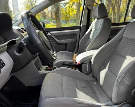 Чорний Фольксваген Туран, об'ємом двигуна 1.4 л та пробігом 242 тис. км за 6390 $, фото 14 на Automoto.ua