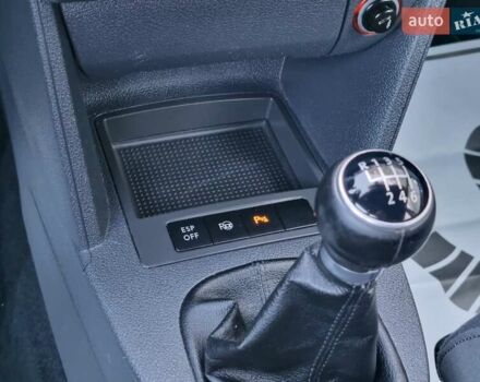 Черный Фольксваген Туран, объемом двигателя 1.4 л и пробегом 193 тыс. км за 7300 $, фото 8 на Automoto.ua