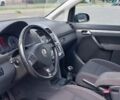 Черный Фольксваген Туран, объемом двигателя 1.9 л и пробегом 310 тыс. км за 7400 $, фото 3 на Automoto.ua