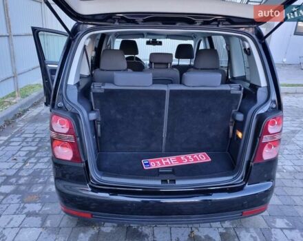 Черный Фольксваген Туран, объемом двигателя 1.4 л и пробегом 193 тыс. км за 7300 $, фото 17 на Automoto.ua