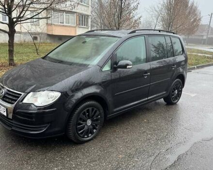 Черный Фольксваген Туран, объемом двигателя 1.97 л и пробегом 314 тыс. км за 7300 $, фото 14 на Automoto.ua