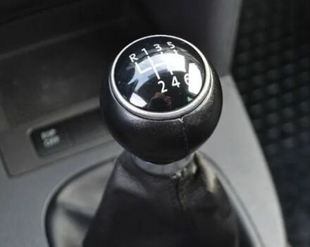 Черный Фольксваген Туран, объемом двигателя 2 л и пробегом 216 тыс. км за 5399 $, фото 15 на Automoto.ua