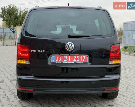 Чорний Фольксваген Туран, об'ємом двигуна 1.6 л та пробігом 201 тис. км за 7350 $, фото 19 на Automoto.ua