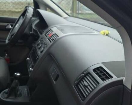 Чорний Фольксваген Туран, об'ємом двигуна 1.97 л та пробігом 240 тис. км за 7300 $, фото 13 на Automoto.ua