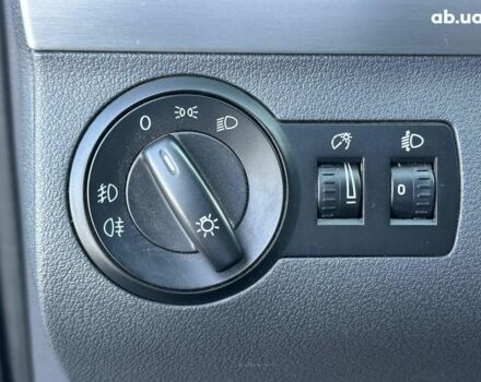 Черный Фольксваген Туран, объемом двигателя 2 л и пробегом 260 тыс. км за 7890 $, фото 19 на Automoto.ua