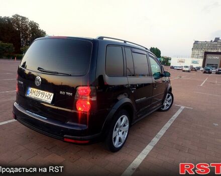 Чорний Фольксваген Туран, об'ємом двигуна 2 л та пробігом 240 тис. км за 7700 $, фото 6 на Automoto.ua