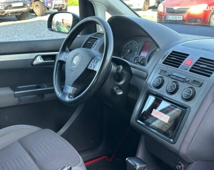 Черный Фольксваген Туран, объемом двигателя 2 л и пробегом 260 тыс. км за 7890 $, фото 28 на Automoto.ua