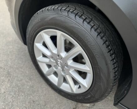 Черный Фольксваген Туран, объемом двигателя 1.9 л и пробегом 278 тыс. км за 7100 $, фото 8 на Automoto.ua