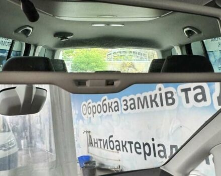 Чорний Фольксваген Туран, об'ємом двигуна 1.97 л та пробігом 313 тис. км за 7500 $, фото 14 на Automoto.ua