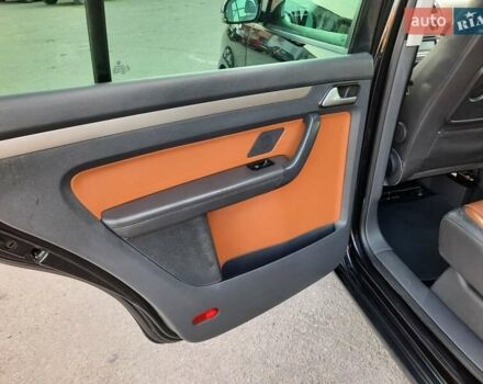 Черный Фольксваген Туран, объемом двигателя 1.6 л и пробегом 213 тыс. км за 8550 $, фото 76 на Automoto.ua