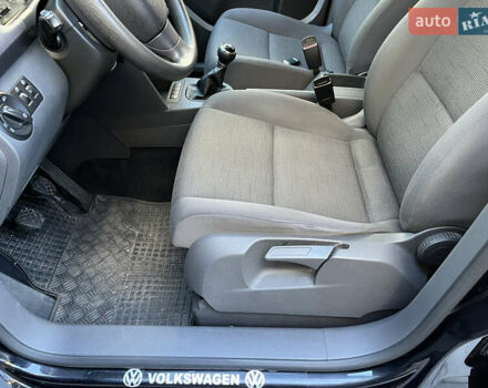 Чорний Фольксваген Туран, об'ємом двигуна 1.6 л та пробігом 227 тис. км за 7500 $, фото 24 на Automoto.ua