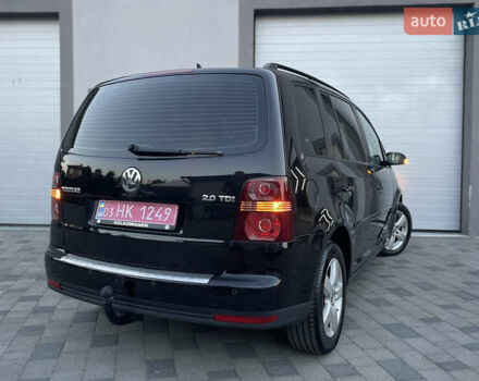 Чорний Фольксваген Туран, об'ємом двигуна 2 л та пробігом 292 тис. км за 8999 $, фото 33 на Automoto.ua