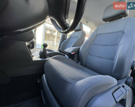 Чорний Фольксваген Туран, об'ємом двигуна 1.4 л та пробігом 269 тис. км за 7250 $, фото 17 на Automoto.ua