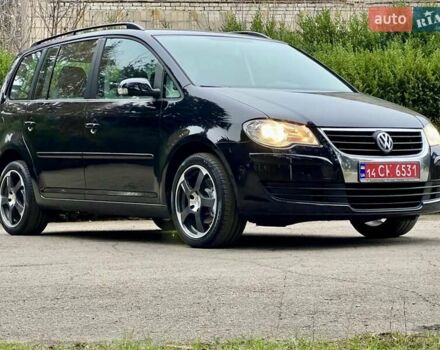Чорний Фольксваген Туран, об'ємом двигуна 1.6 л та пробігом 221 тис. км за 7750 $, фото 5 на Automoto.ua
