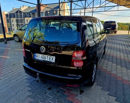 Черный Фольксваген Туран, объемом двигателя 1.6 л и пробегом 231 тыс. км за 5800 $, фото 7 на Automoto.ua