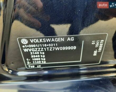 Черный Фольксваген Туран, объемом двигателя 1.6 л и пробегом 213 тыс. км за 8550 $, фото 156 на Automoto.ua