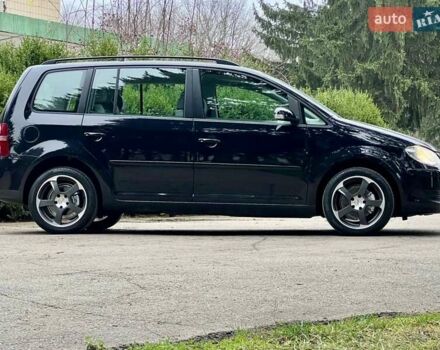 Чорний Фольксваген Туран, об'ємом двигуна 1.6 л та пробігом 221 тис. км за 7750 $, фото 8 на Automoto.ua