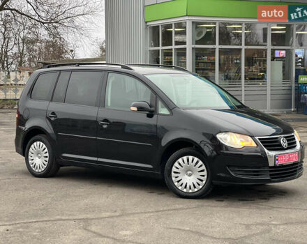 Черный Фольксваген Туран, объемом двигателя 1.6 л и пробегом 193 тыс. км за 7799 $, фото 11 на Automoto.ua