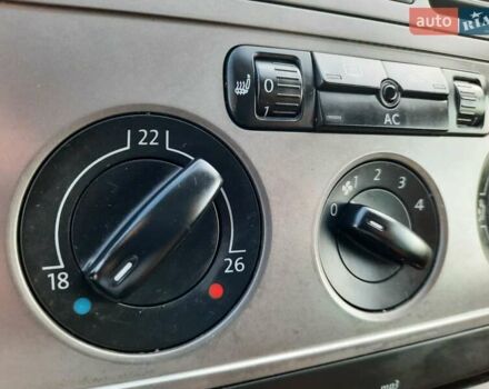 Черный Фольксваген Туран, объемом двигателя 1.6 л и пробегом 213 тыс. км за 8550 $, фото 60 на Automoto.ua